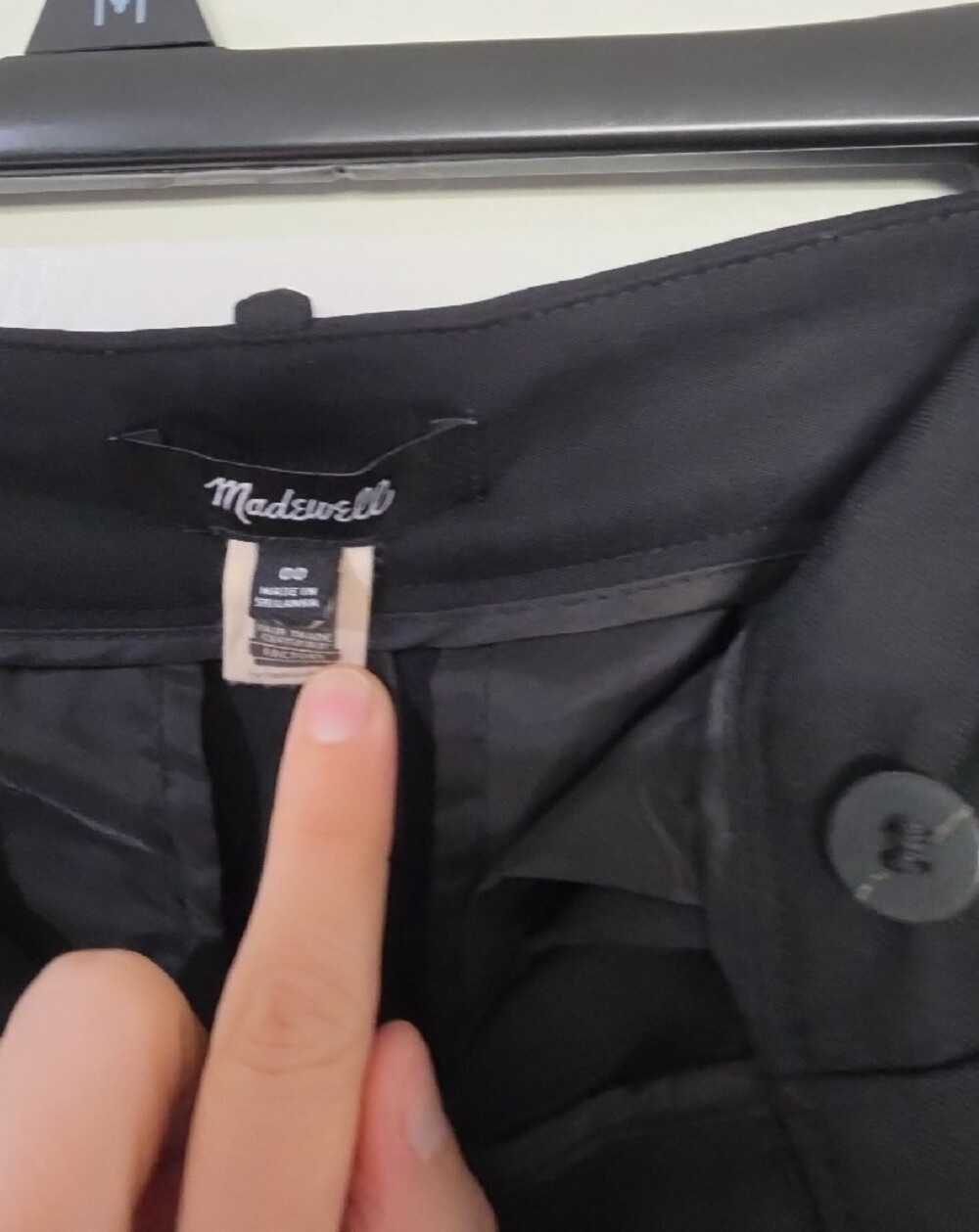 Madewell Black Pleated Wide-Leg Chinos - Picture 2 of 3